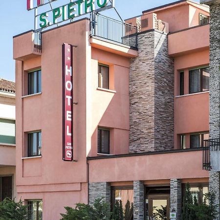 Hotel San Pietro Виллафранка-ди-Верона Экстерьер фото